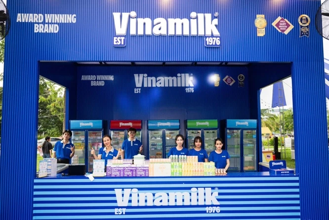 Cùng trẻ em "chơi để học", Vinamilk mang đến nhiều trải nghiệm thú vị tại ngày hội mùa hè Cùng trẻ em "chơi để học", Vinamilk mang đến nhiều trải nghiệm thú vị tại ngày hội mùa hè