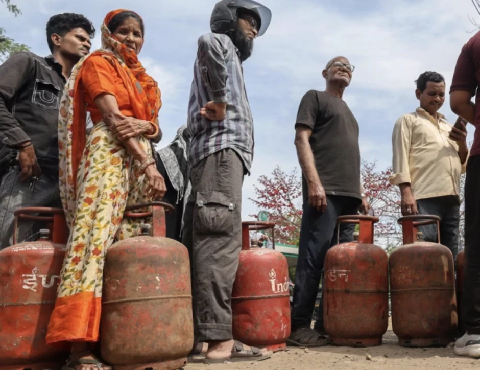Cuộc sống bế tắc vì thiếu gas của người dân Ấn Độ Cuộc sống bế tắc vì thiếu gas của người dân Ấn Độ
