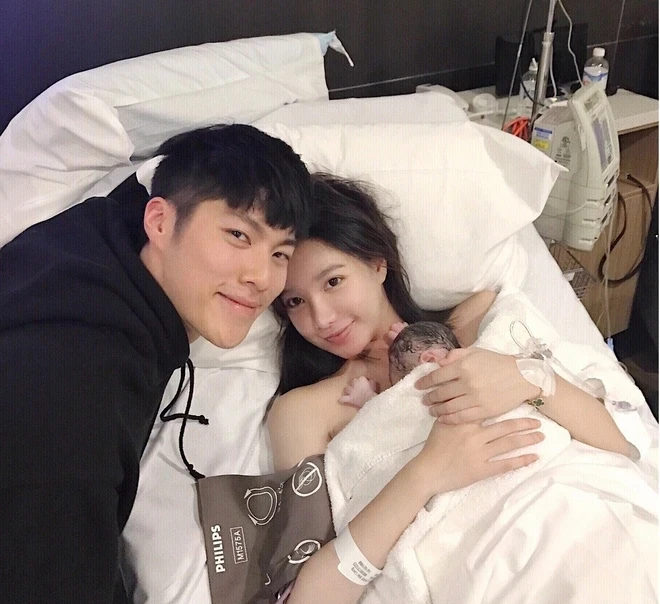Cuộc sống hiện tại của "Tiểu thư đẹp nhất giới siêu giàu Trung Quốc" sau tròn 16 năm nổi tiếng Cuộc sống hiện tại của "Tiểu thư đẹp nhất giới siêu giàu Trung Quốc" sau tròn 16 năm nổi tiếng