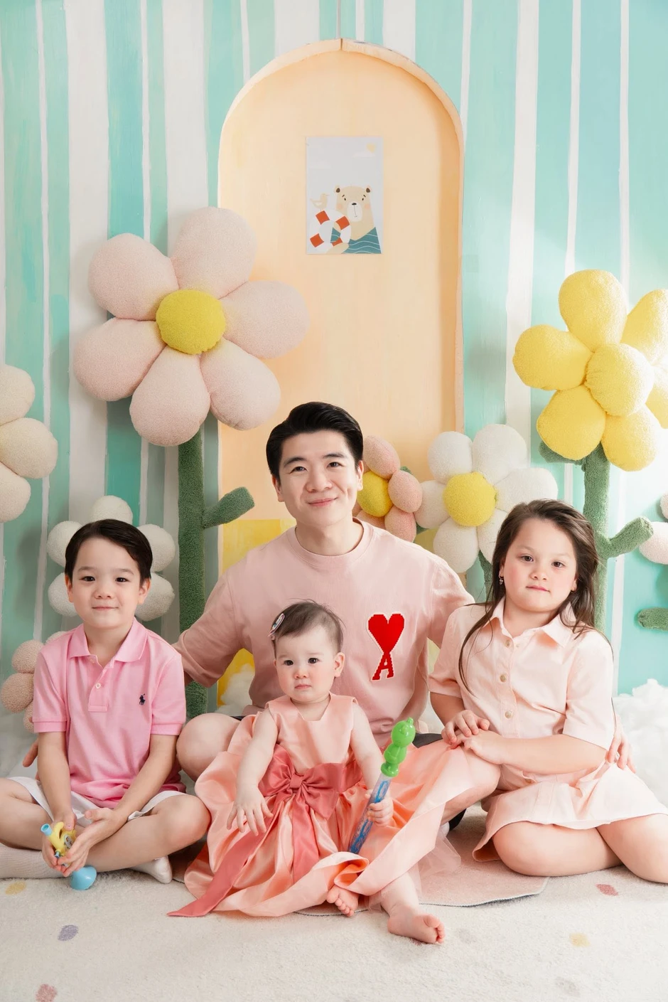 Cuộc sống thực của người ông Hà Nội sở hữu tài khoản chứng khoán 1.310 tỷ