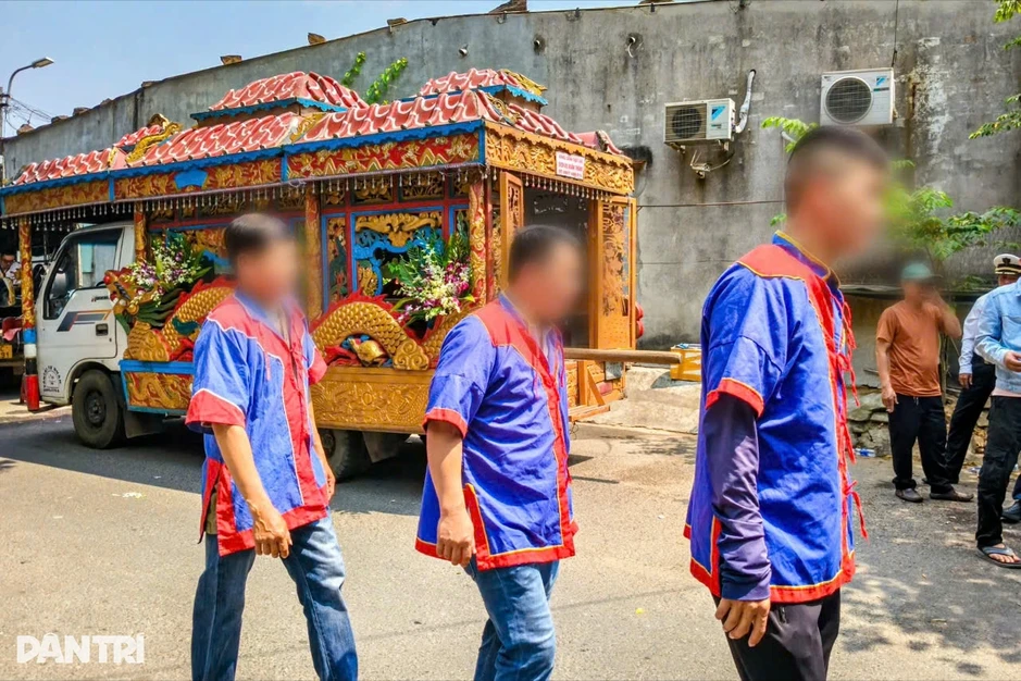 Đà Nẵng cấm rải tiền, vàng mã khi đưa tang, nhạc không mở sau 22h Đà Nẵng cấm rải tiền, vàng mã khi đưa tang, nhạc không mở sau 22h
