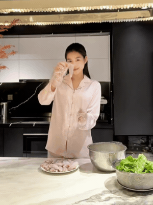 Đã rõ chuyện Hoa hậu Đỗ Hà đang mang thai con đầu lòng Đã rõ chuyện Hoa hậu Đỗ Hà đang mang thai con đầu lòng