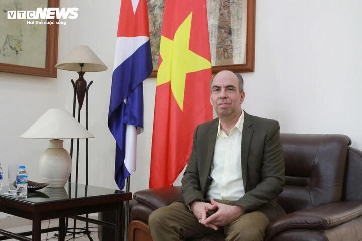 Đại sứ Sri Lanka: Tôi không thấy có bất kỳ sự cản trở nào đối với hoạt động tín ngưỡng tại Việt Nam Đại sứ Sri Lanka: Tôi không thấy có bất kỳ sự cản trở nào đối với hoạt động tín ngưỡng tại Việt Nam