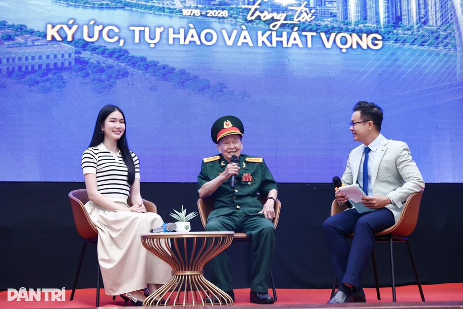 Đại tá Tư Cang: "Tôi mang ơn nghĩa tình người dân TPHCM" Đại tá Tư Cang: "Tôi mang ơn nghĩa tình người dân TPHCM"