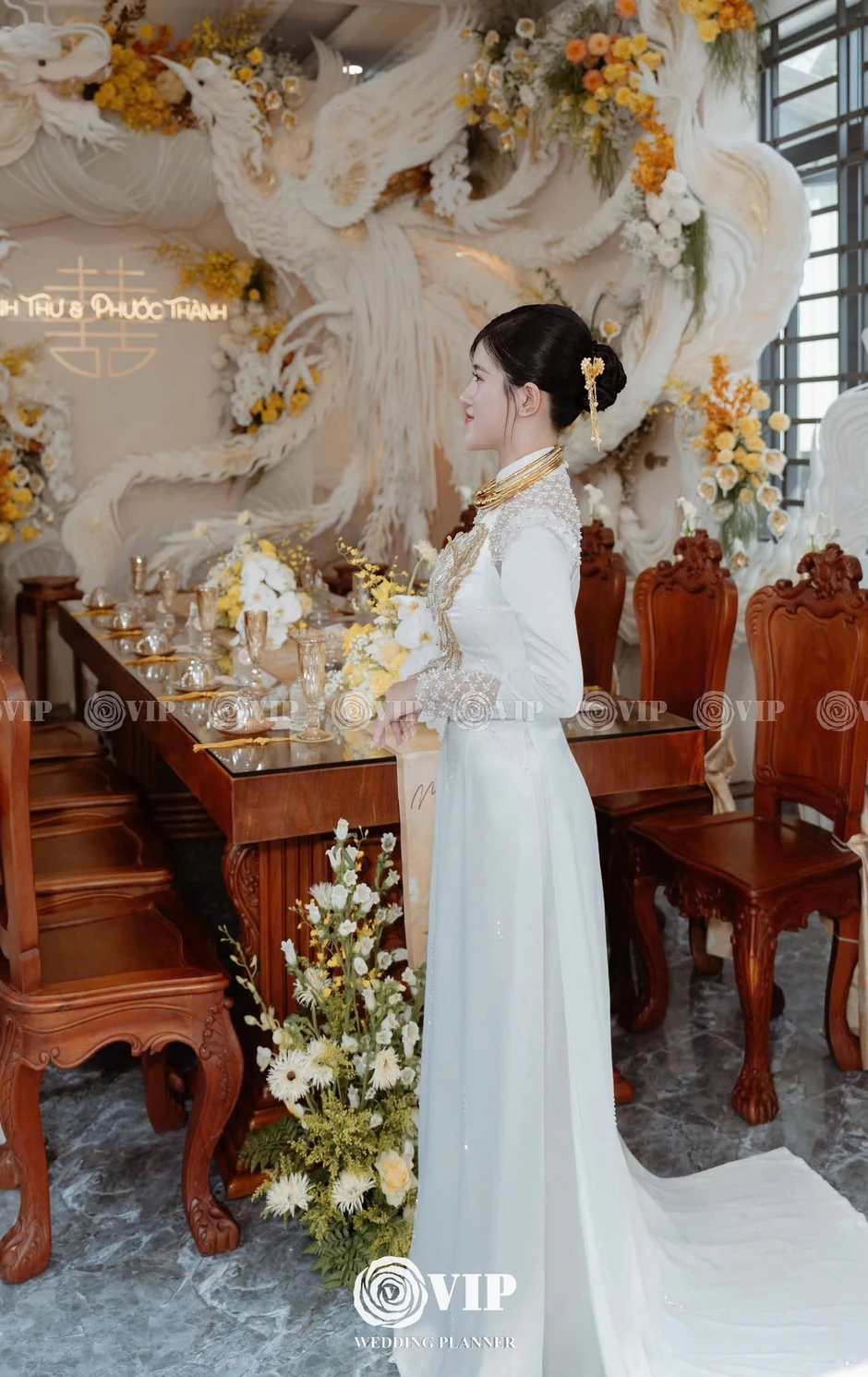 Đám cưới hào môn hot dần dần MXH: Thiếu gia ngành xăng dầu cưới ái nữ tiệm vàng Đám cưới hào môn hot dần dần MXH: Thiếu gia ngành xăng dầu cưới ái nữ tiệm vàng