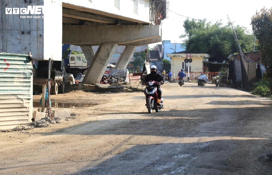 Dân ngán ngẩm dự án mở rộng quốc lộ hơn 1.800 tỷ thi công kiểu 'rùa bò'