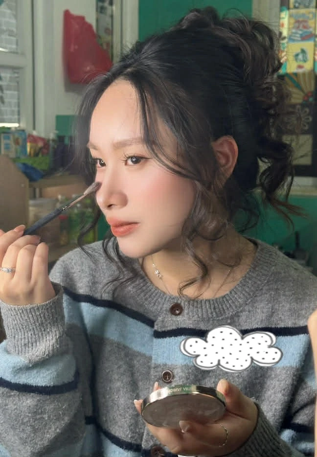 Dân văn phòng đổ xô đi học makeup cá nhân để đẹp như "thay đầu": Thừa tiền mới chi 3 - 5 triệu cho 3 bữa học?