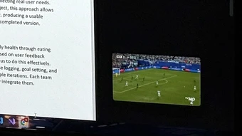 Dân văn phòng 'lách luật' để xem World Cup - Báo TinVina