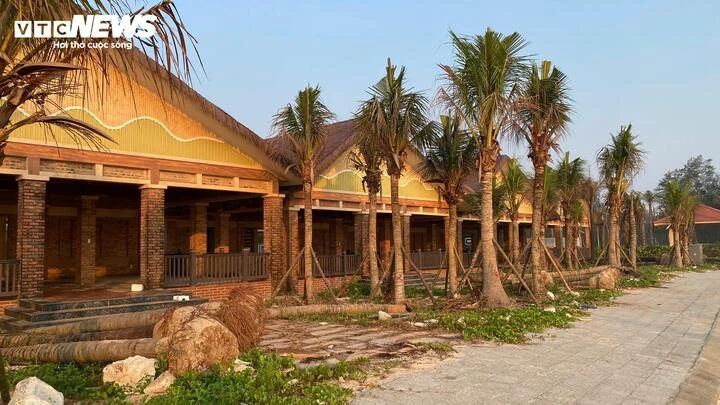 Dân ven biển Quảng Trị tiếc nuối nhìn dự án bãi tắm gần 260 tỷ 'đắp chiếu' Dân ven biển Quảng Trị tiếc nuối nhìn dự án bãi tắm gần 260 tỷ 'đắp chiếu'