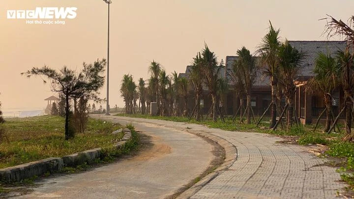Dân ven biển Quảng Trị tiếc nuối nhìn dự án bãi tắm gần 260 tỷ 'đắp chiếu' Dân ven biển Quảng Trị tiếc nuối nhìn dự án bãi tắm gần 260 tỷ 'đắp chiếu'