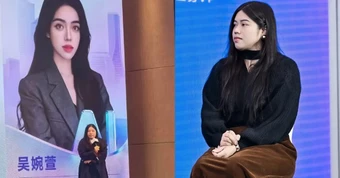 Đang viral mạnh nhất: Phó chủ tịch công ty công nghệ lộ mặt thật khác xa ảnh trên slide chiếu ở hội nghị