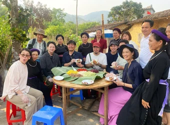 Đánh thức ‘mỏ vàng’ du lịch từ đời sống người vùng cao Quảng Ninh