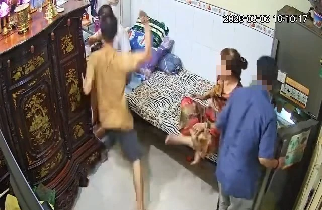 Danh tính người cháu bạo hành cậu bị tai biến ở TP.HCM, gia đình có nguyện vọng Danh tính người cháu bạo hành cậu bị tai biến ở TP.HCM, gia đình có nguyện vọng
