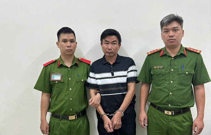 Danh tính người đàn ông hành hung shipper ở TP.HCM Danh tính người đàn ông hành hung shipper ở TP.HCM