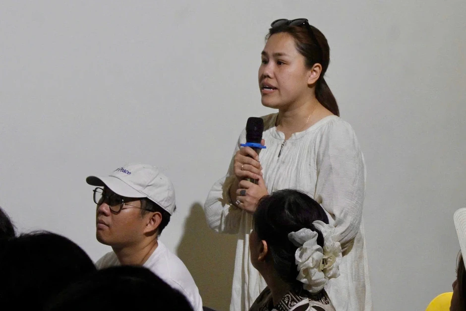 'Để con được ốm' tái bản sau 10 năm: Cha mẹ có nên hỏi AI khi con bệnh? 'Để con được ốm' tái bản sau 10 năm: Cha mẹ có nên hỏi AI khi con bệnh?