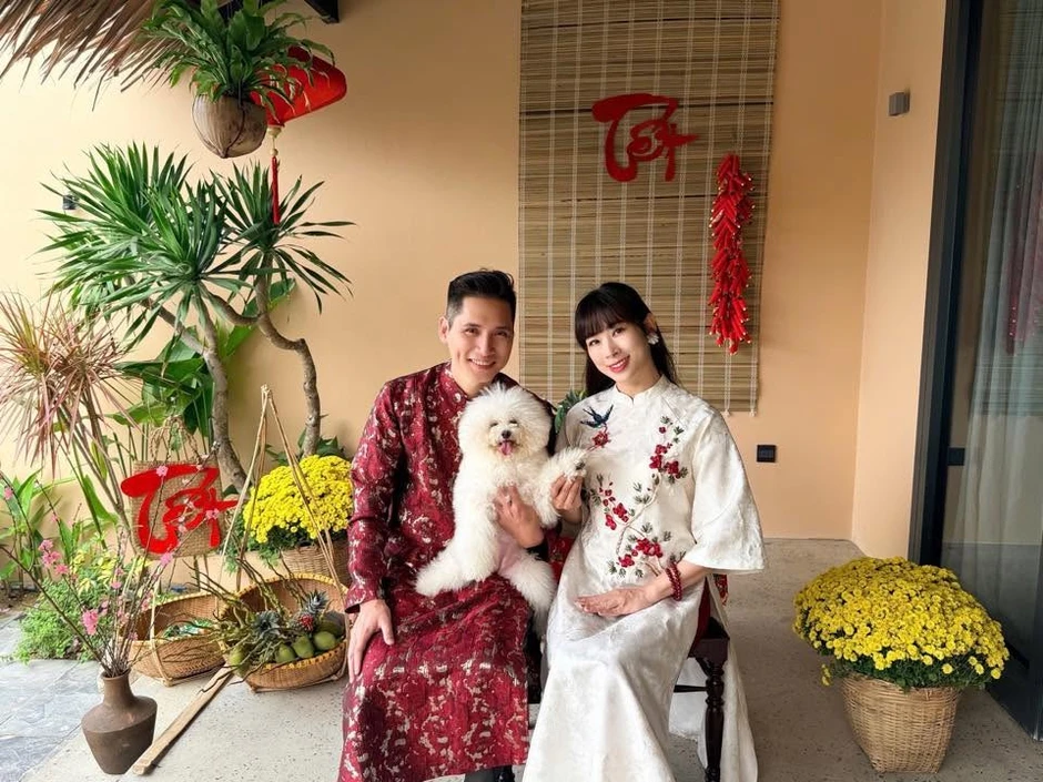 Diện mạo 20 năm trước của MC Quốc Khánh SN 1979 đang dẫn Ai Là Triệu Phú Diện mạo 20 năm trước của MC Quốc Khánh SN 1979 đang dẫn Ai Là Triệu Phú