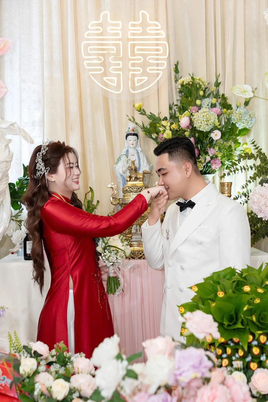 Điều ước năm 18 tuổi 7 năm sau đã thành sự thật, cô gái Vĩnh Long thành công lấy chồng Tỷ Phú Điều ước năm 18 tuổi 7 năm sau đã thành sự thật, cô gái Vĩnh Long thành công lấy chồng Tỷ Phú