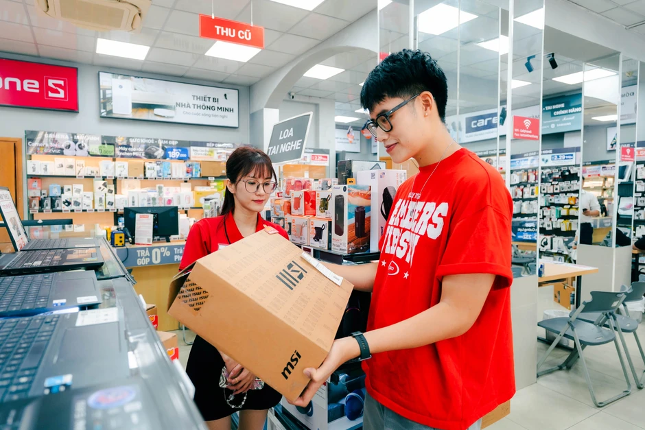 Đổi điểm THPT nhận ưu đãi đến 3 triệu đồng tại CellphoneS Đổi điểm THPT nhận ưu đãi đến 3 triệu đồng tại CellphoneS