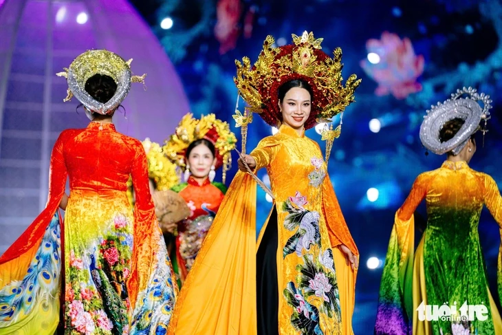 Đội ‘Vàng son tên Bác’ đoạt giải nhất Duyên dáng áo dài TP.HCM 2026 Đội ‘Vàng son tên Bác’ đoạt giải nhất Duyên dáng áo dài TP.HCM 2026