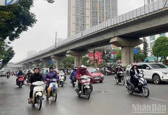 Đón không khí lạnh, chiều và đêm mai Hà Nội có mưa cục bộ, có nơi mưa to đến rất to