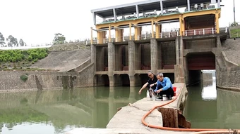 Đồng bộ giải pháp chống ngập, sạt lở, ứng phó và giảm nhẹ thiên tai, dự báo sớm mưa lũ
