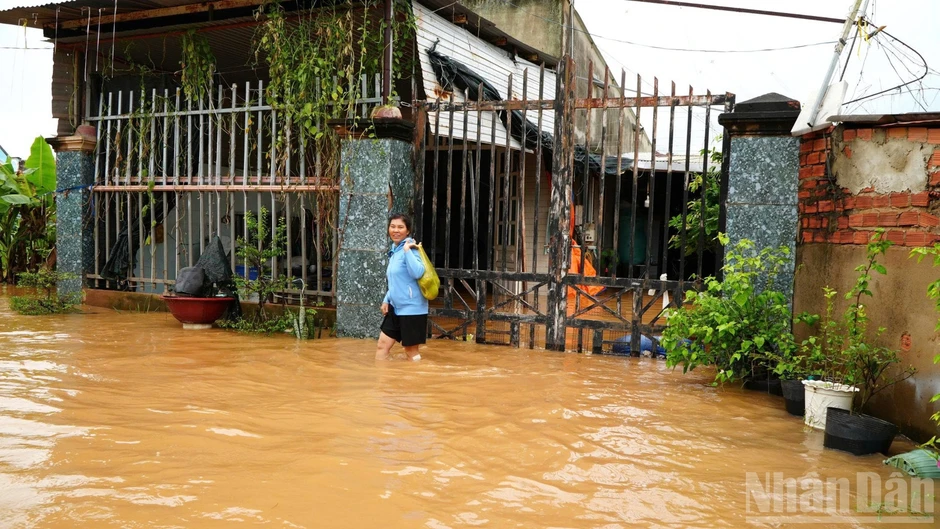 Đồng Nai chủ động ứng phó với mưa lớn, ngập úng và sạt lở đất Đồng Nai chủ động ứng phó với mưa lớn, ngập úng và sạt lở đất