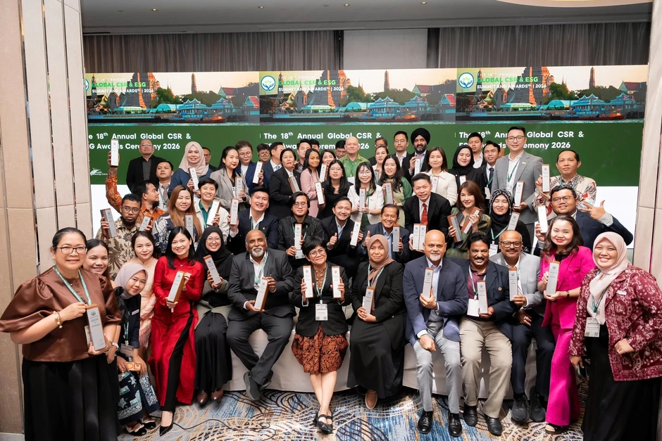 Dự án ‘Giấc mơ Lọ Lem’ được vinh danh tại giải thưởng về CSR Dự án ‘Giấc mơ Lọ Lem’ được vinh danh tại giải thưởng về CSR