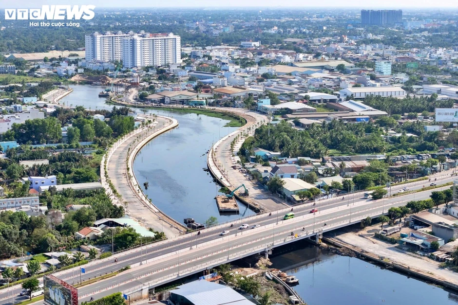 Dự án kênh 9.000 tỷ chậm tiến độ, thi công cầm chừng kéo dài