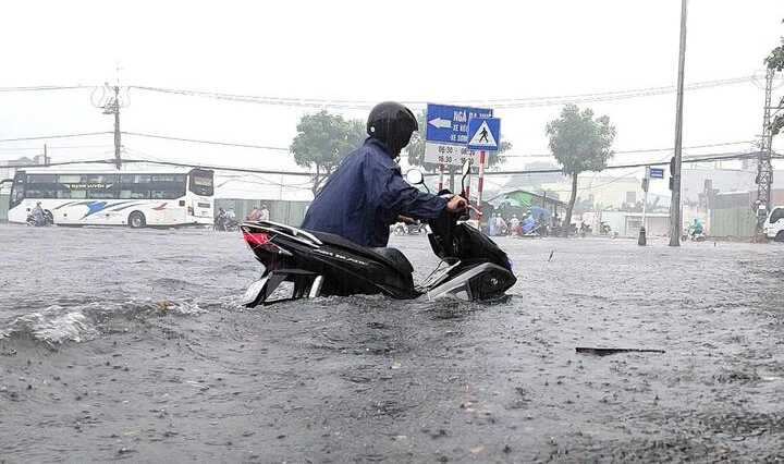 Dự báo thời tiết ngày 6/10: Miền Bắc nắng ráo, Hà Tĩnh đến TP Huế mưa to và dông