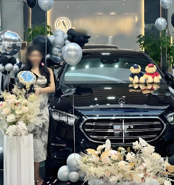 Được chồng tặng cho chiếc ô tô tiền tỷ, 1 tuần sau tôi gây tai nạn và giờ phải chịu cảnh ly thân Được chồng tặng cho chiếc ô tô tiền tỷ, 1 tuần sau tôi gây tai nạn và giờ phải chịu cảnh ly thân