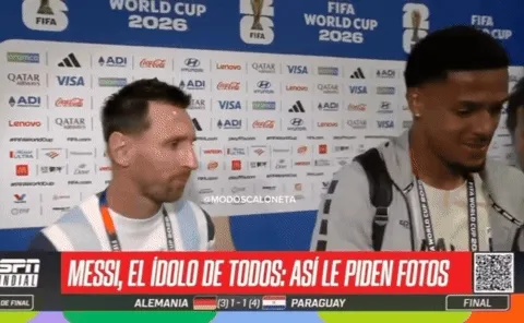 Được đối thủ xếp hàng xin chụp ảnh, Messi nói: "Trên sân họ đá tôi tơi tả"