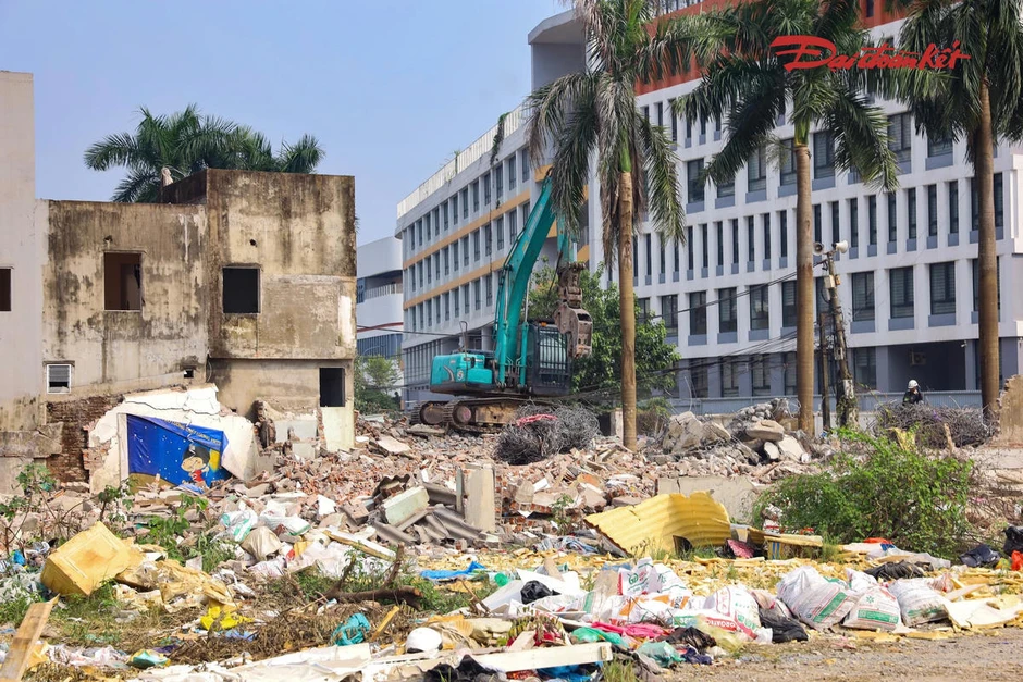 Đường nối Phạm Hùng - Lê Đức Thọ sắp được nối thông sau gần 10 năm vướng mặt bằng Đường nối Phạm Hùng - Lê Đức Thọ sắp được nối thông sau gần 10 năm vướng mặt bằng