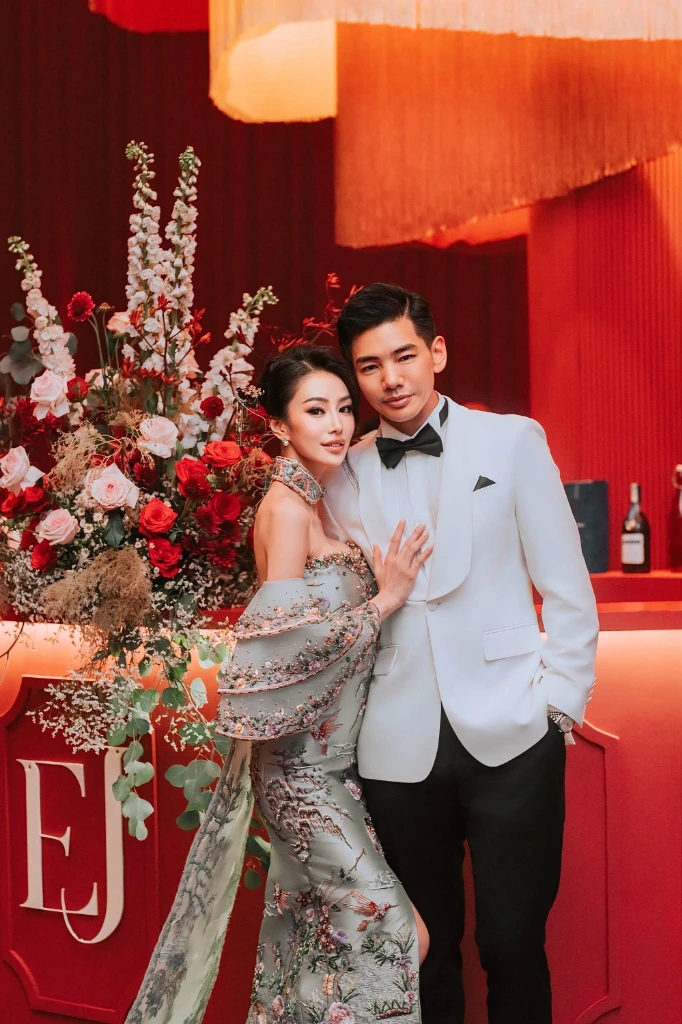 Ekip người Việt trong đám cưới hậu duệ đời thứ 76 của Khổng Tử và cháu tỷ phú Malaysia Ekip người Việt trong đám cưới hậu duệ đời thứ 76 của Khổng Tử và cháu tỷ phú Malaysia