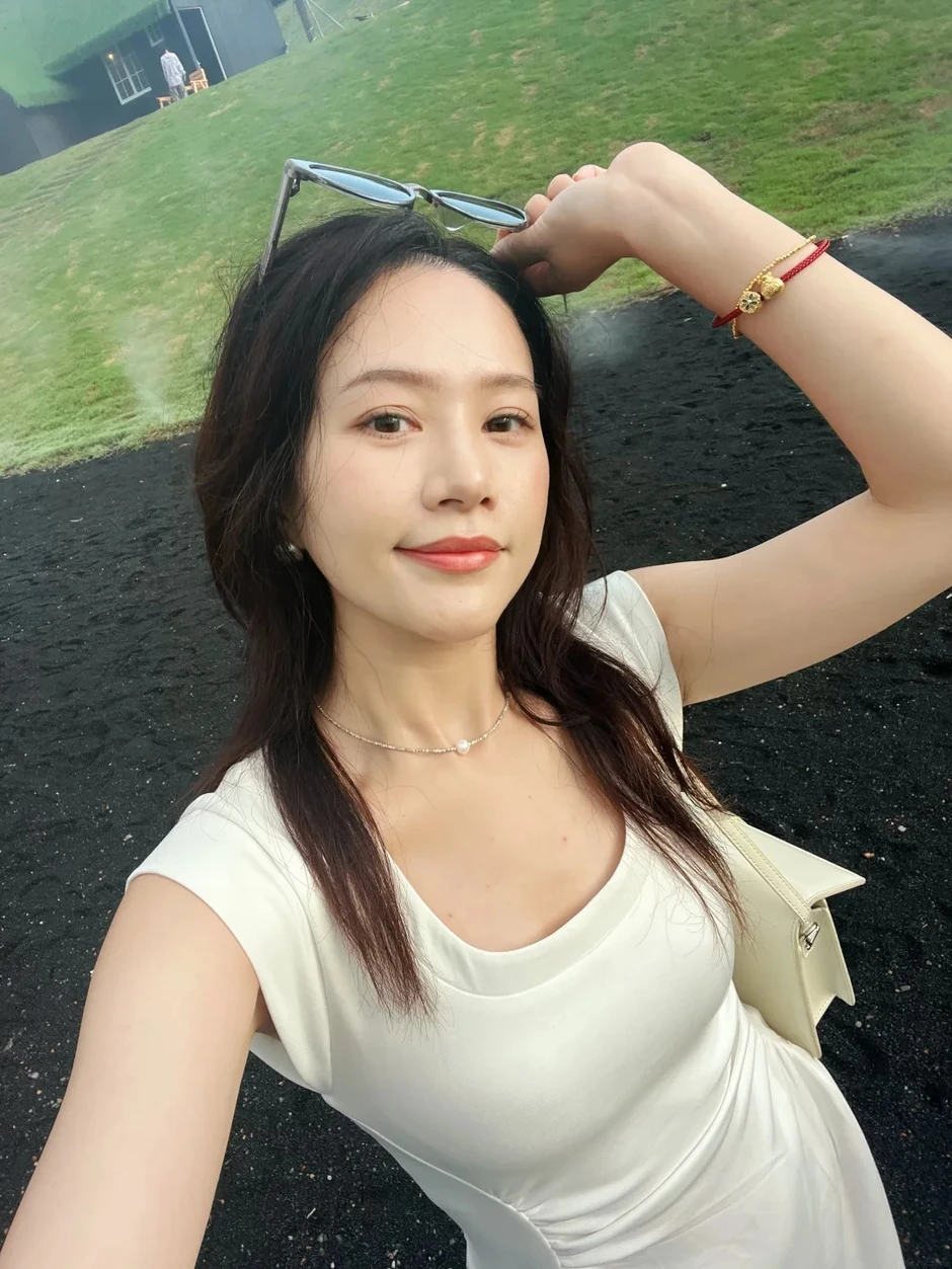 First date mà nói thẳng “tôi muốn kết hôn với người thu nhập 50 triệu/tháng, không muốn sinh con” là điều hiển nhiên First date mà nói thẳng “tôi muốn kết hôn với người thu nhập 50 triệu/tháng, không muốn sinh con” là điều hiển nhiên