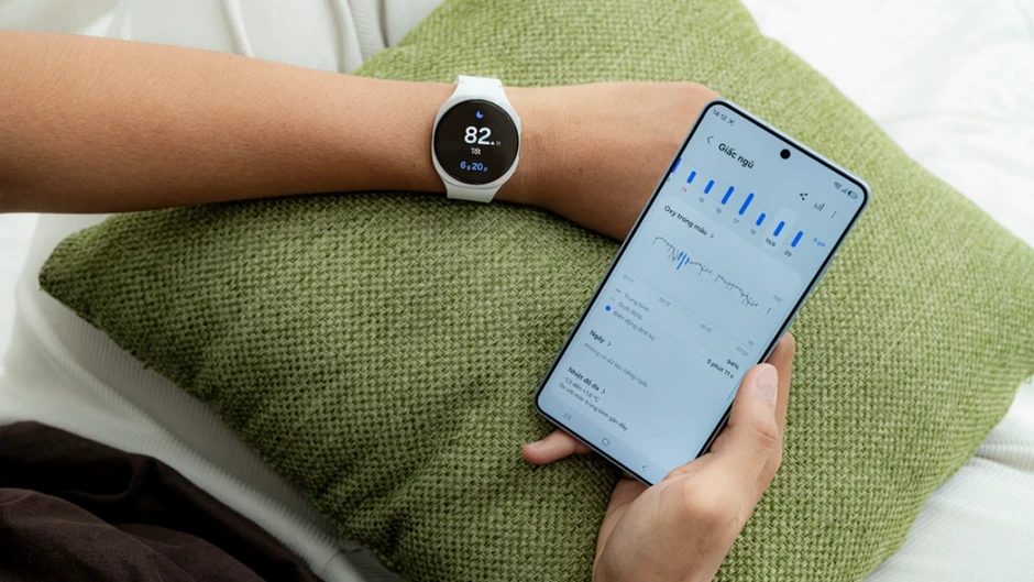 Galaxy AI hướng đến vai trò 'huấn luyện viên sức khỏe' Galaxy AI hướng đến vai trò 'huấn luyện viên sức khỏe'