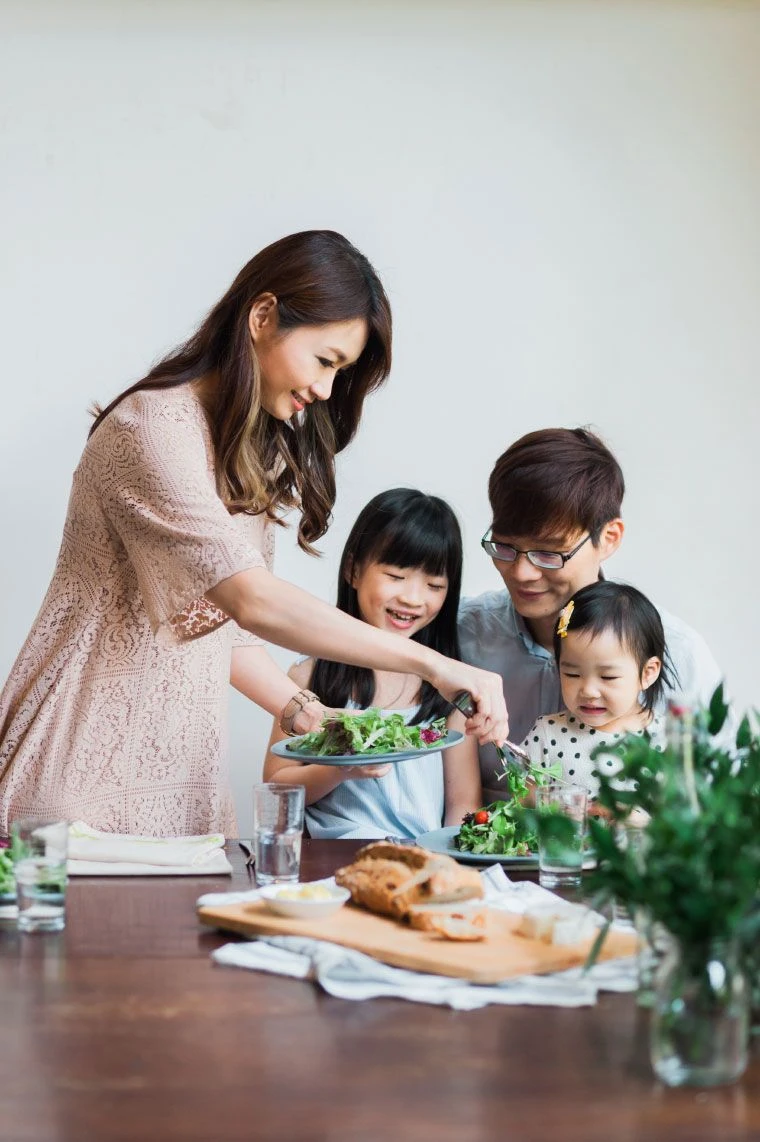 Gia đình 4 người ở Hà Nội chi bao nhiêu tiền/tháng để sống ổn năm 2026? Gia đình 4 người ở Hà Nội chi bao nhiêu tiền/tháng để sống ổn năm 2026?