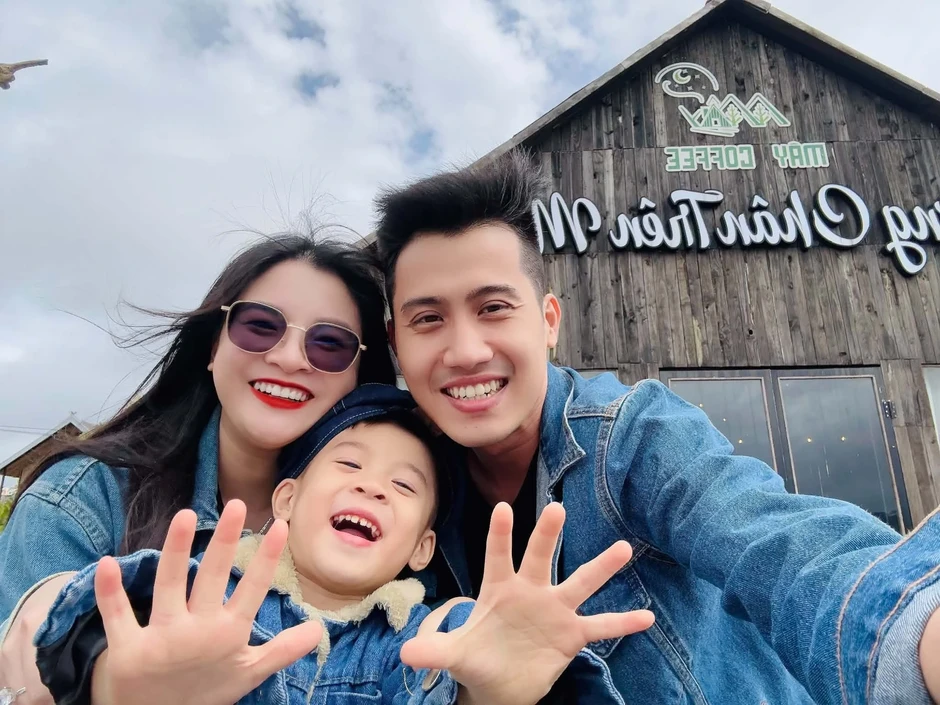 Gia đình ấm no, hạnh phúc, tiến bộ, văn minh: Người trẻ xây tổ ấm ra sao? Gia đình ấm no, hạnh phúc, tiến bộ, văn minh: Người trẻ xây tổ ấm ra sao?