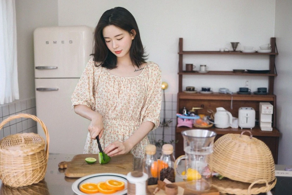 Gia đình Hà Nội thu nhập 50 triệu đồng/tháng nhưng chỉ chi chưa đến 20 triệu: Bí quyết nằm ở khoản tiền chợ 4 triệu khiến nhiều người bất ngờ Gia đình Hà Nội thu nhập 50 triệu đồng/tháng nhưng chỉ chi chưa đến 20 triệu: Bí quyết nằm ở khoản tiền chợ 4 triệu khiến nhiều người bất ngờ