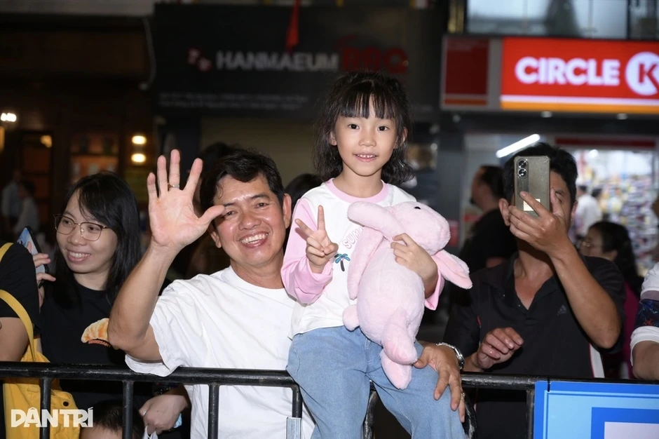Gia đình là "điểm tựa" để lan tỏa hệ giá trị văn hóa Việt trong thời kỳ mới Gia đình là "điểm tựa" để lan tỏa hệ giá trị văn hóa Việt trong thời kỳ mới