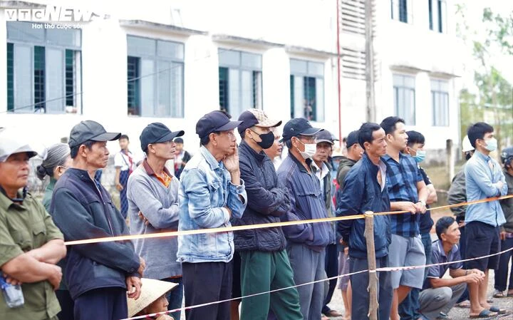 Gia Lai dồn toàn lực đẩy nhanh các dự án giao thông trọng điểm Gia Lai dồn toàn lực đẩy nhanh các dự án giao thông trọng điểm