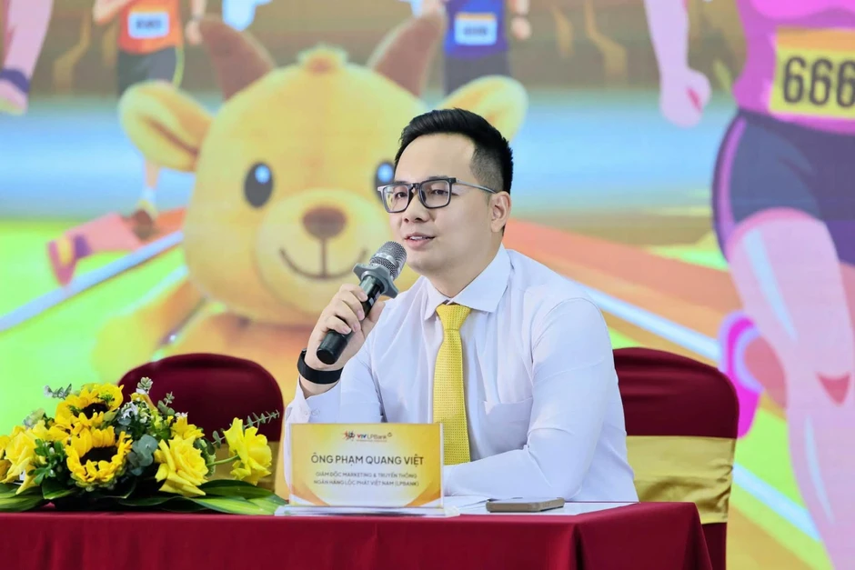 Giám đốc SN 1990 từng làm BTV Thể thao 14 năm: Tốt nghiệp Học viện kỹ thuật mật mã, kết hôn với đồng nghiệp