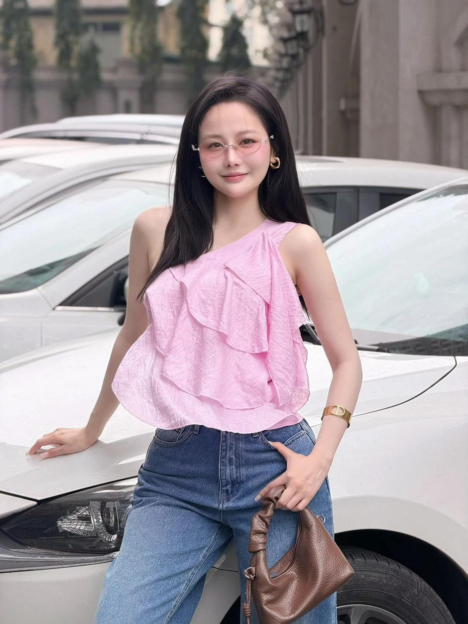 Giám đốc U50 cưới vợ đẹp kém 13 tuổi, xúc động trước phản ứng của vợ lúc thông báo thua lỗ 20 tỷ, bán nhà Giám đốc U50 cưới vợ đẹp kém 13 tuổi, xúc động trước phản ứng của vợ lúc thông báo thua lỗ 20 tỷ, bán nhà