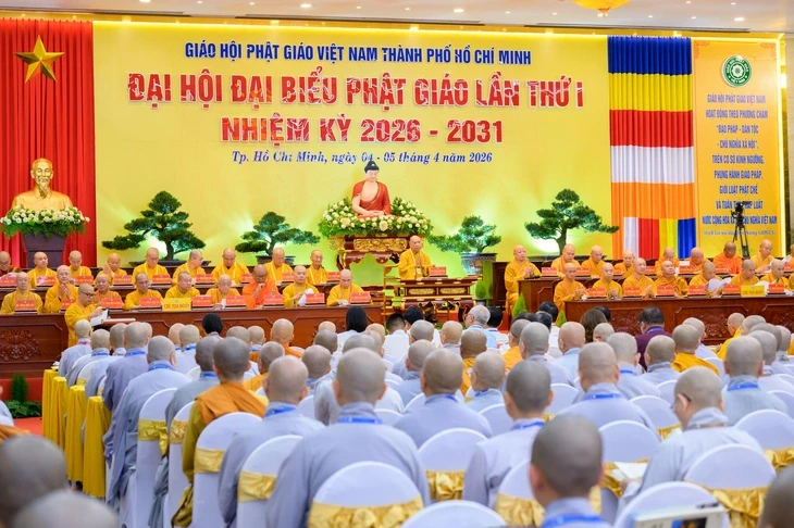 Giáo hội Phật giáo Việt Nam TP.HCM góp hơn 4.117 tỉ đồng làm từ thiện Giáo hội Phật giáo Việt Nam TP.HCM góp hơn 4.117 tỉ đồng làm từ thiện