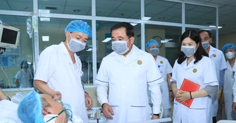 Hà Nội hỗ trợ 382 triệu đồng cho các nạn nhân trong vụ cháy khiến 5 người tử vong