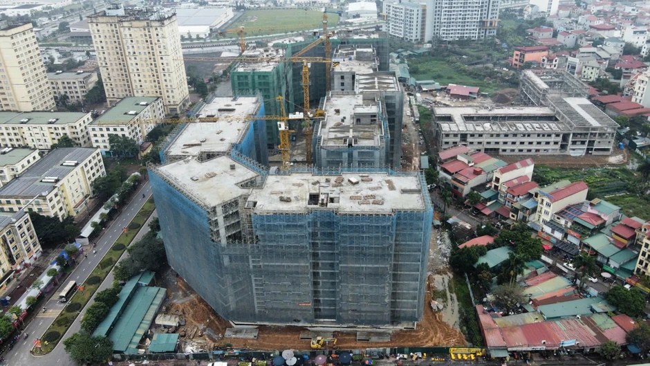 Hà Nội lên tiếng vụ dân ở 'khu nhà giàu' bốc thăm giành suất mua NƠXH Hà Nội lên tiếng vụ dân ở 'khu nhà giàu' bốc thăm giành suất mua NƠXH