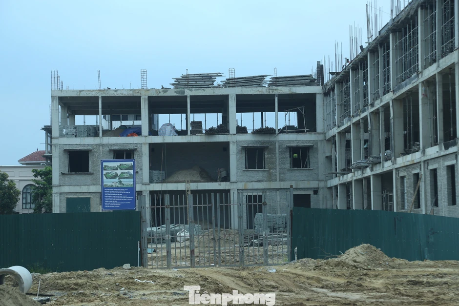 Hàng nghìn học sinh Nghệ An ‘mắc kẹt’ trong cảnh học thuê nhiều năm