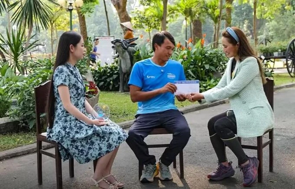 Hành trình đến với bơi lội của kình ngư một chân Hành trình đến với bơi lội của kình ngư một chân