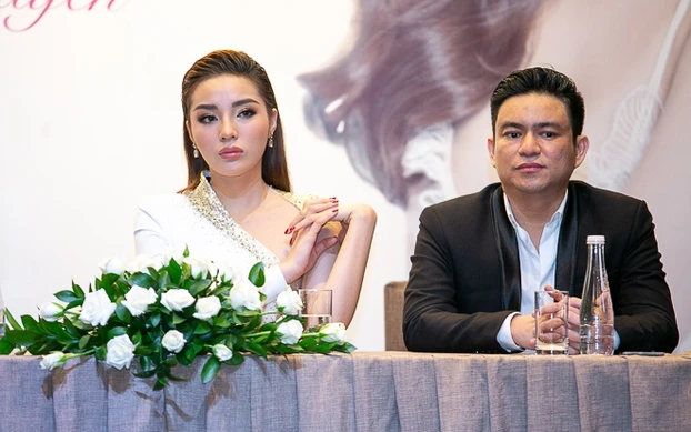 Hoa hậu Việt Nam từng vướng tin hẹn hò bác sĩ Chiêm Quốc Thái: Nay lộ loạt hint với mỹ nhân gen Z, xe sang đồ hiệu có đủ Hoa hậu Việt Nam từng vướng tin hẹn hò bác sĩ Chiêm Quốc Thái: Nay lộ loạt hint với mỹ nhân gen Z, xe sang đồ hiệu có đủ