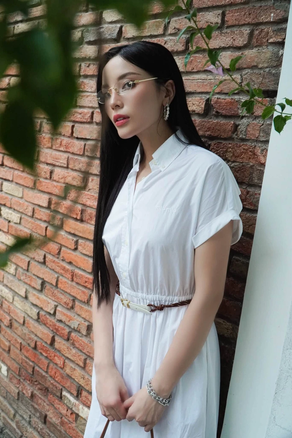 Hoa hậu Việt Nam từng vướng tin hẹn hò bác sĩ Chiêm Quốc Thái: Nay lộ loạt hint với mỹ nhân gen Z, xe sang đồ hiệu có đủ Hoa hậu Việt Nam từng vướng tin hẹn hò bác sĩ Chiêm Quốc Thái: Nay lộ loạt hint với mỹ nhân gen Z, xe sang đồ hiệu có đủ