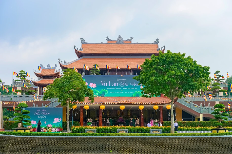 Hoa viên Bình An tổ chức Vu lan lan tỏa tinh thần tri ân, hiếu đạo Hoa viên Bình An tổ chức Vu lan lan tỏa tinh thần tri ân, hiếu đạo